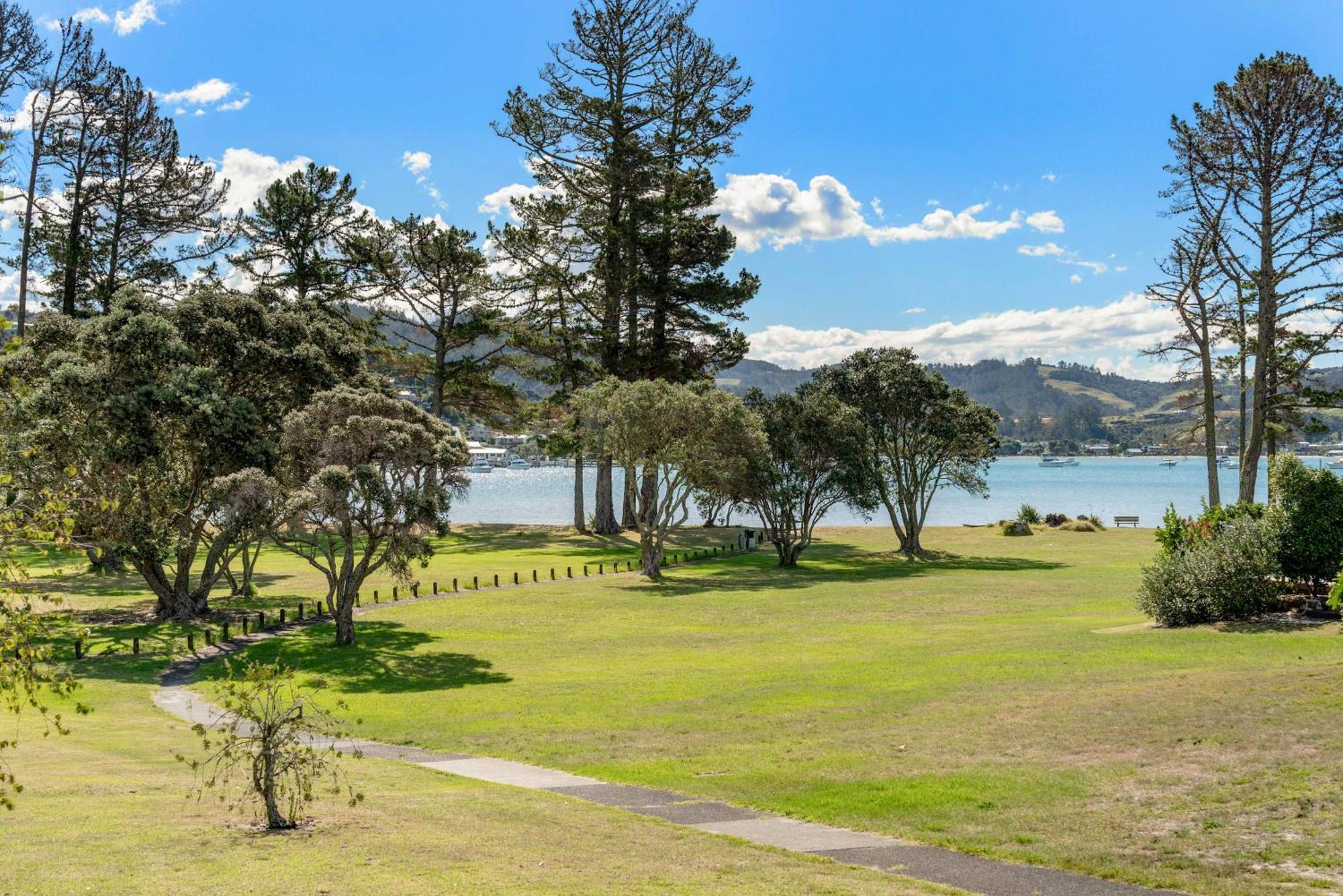 Pauanui Beach House Suntrap Luaran gambar